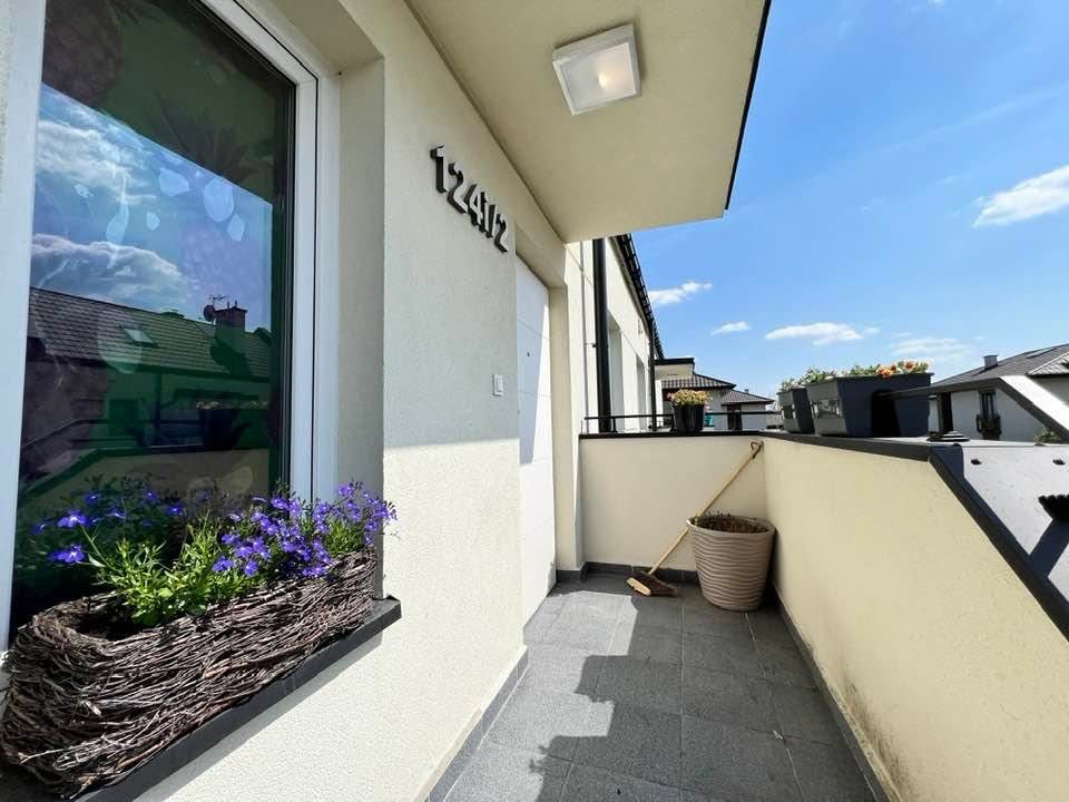 Balkon od strony zachodniej w świetle dnia